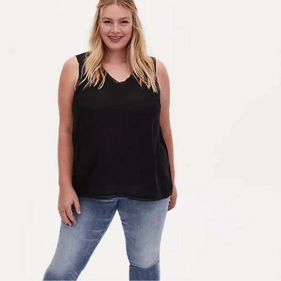 torrid Tops - TORRID GEORGETTE RAW EDGE  TANK size 0